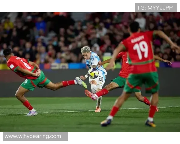 太适合广东队！男篮强力锋线打出身价，这可是联盟第一大前锋！